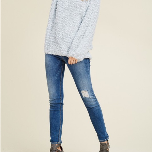 LAST 2 S M‼️BLUE Wide sleeve fluffy - Sweater - Picture 7 of 7